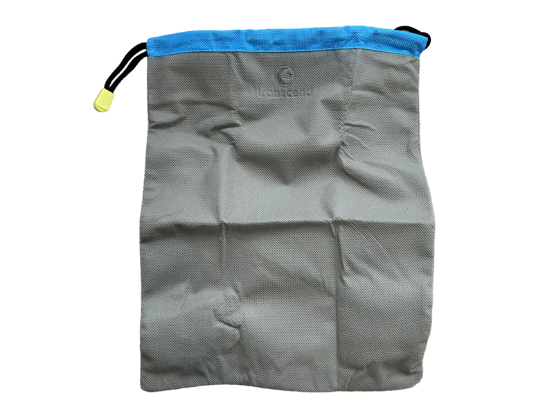 トラベルポーチ